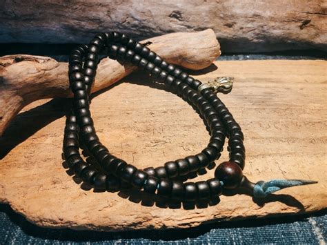 Tibetan Old Rosewood Mala With Marker Chagamocraft