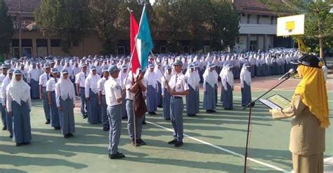 Terbaru Contoh Teks Amanat Pembina Upacara Bendera Hari Senin Untuk Sd