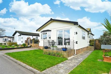 2 Bedroom Park Home For Sale In Mill Farm Drive Nyetimber Bognor