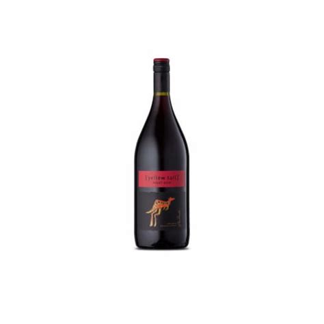 Yellow Tail Pinot Noir Australia Red Wine 1 5 L Kroger