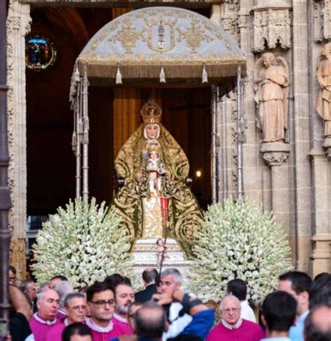 Grandes devociones Nuestra Señora de los Reyes Coronada patrona de