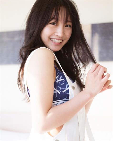 6 Hot Sexy Sayaka Kakehashi Bikini Pics