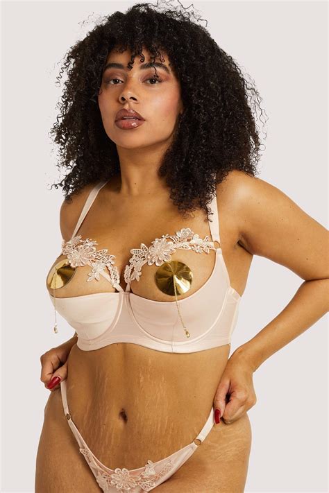 Quarter Cup Bra Full Figure