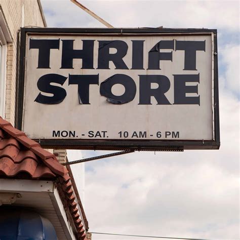 Want to See Some Amazing Thrift Store Hauls and Flea Market Finds?
