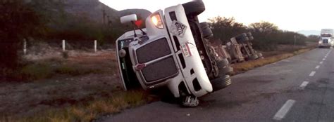 Vuelca Tr Iler Transporta Acido