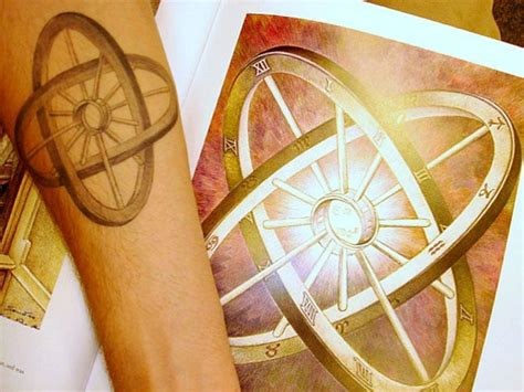 Sélection de 15 tatouages avec des illusions doptique Inkage