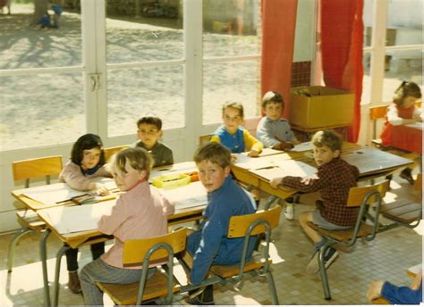 Photo De Classe Classe Maternelle De 1970 Ecole Des Petits Copains D