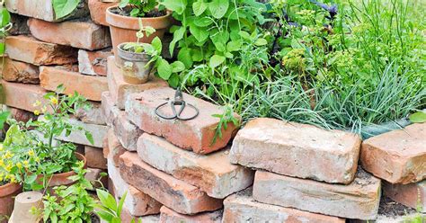 How To Build A Raised Garden Bed Using Bricks Garden Design Ideas