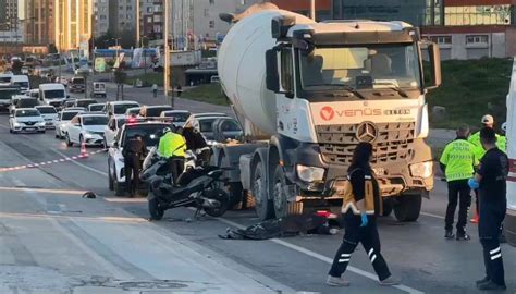 İstanbul Esenyurt ta beton mikserinin altında kalan motosikletli can verdi