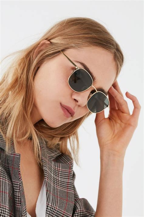 Le Specs Neptune Polarized Square Sunglasses Urban Outfitters