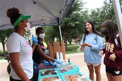 Coffee With The Cops Creates Camaraderie University Police Department