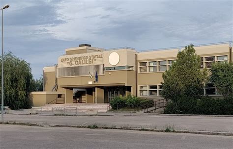 Manduria Il Liceo De Sanctis Galile Ha Partecipato Il Ottobre All