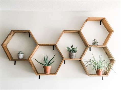 Honeycomb shelves | Honeycomb shelves, Honeycomb shelves decor, Diy ...