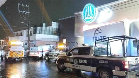 Siete Pasajeros Resultan Lesionados Al Chocar Autob S En Xalapa