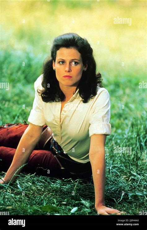 Sigourney Weaver Eyewitness 1981 Stock Photo Alamy