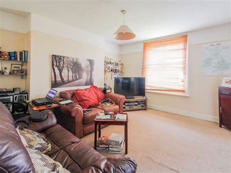 1 Bed Flat For Sale In Havelock Road East Croydon Surrey Cr0 £