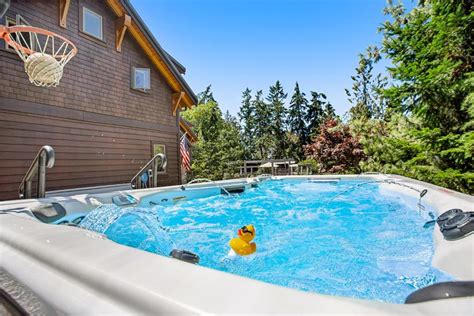 Bainbridge Island Timber Retreat & Guest Suite, Fort Ward – Updated 2024 Prices