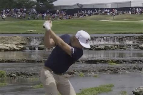 Pga Championship 2024 Watch Cam Smith Make An Incredible Barefoot Par Save From The Middle Of A