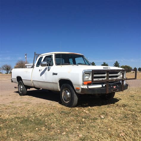 Autoliterate 1990 Dodge D250