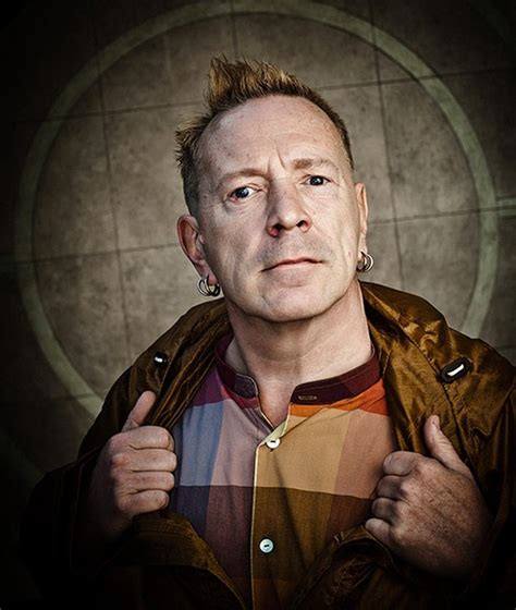 Ex Sex Pistol John Lydon vai competir no Festival Eurovision música