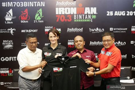 Kompetisi Triathlon Ironman Kembali Digelar Di Bintan Antara News