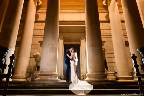 Manchester Art Gallery Wedding Photography - Alternative Wedding Venue