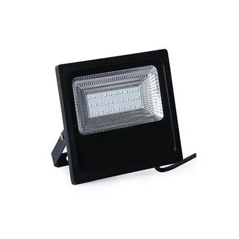 Aluminium Cool White 30 W LED Flood Light For Outdoor IP Rating IP