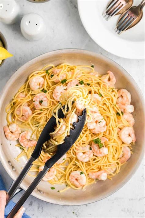 Garlic Butter Shrimp Pasta Quick And Easy Girl Gone Gourmet