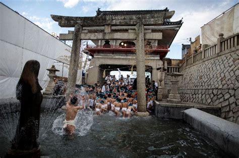 Bare Cheek As Japanese Men Strip Off For Naked Festival