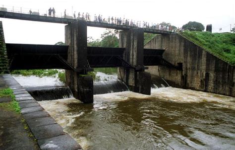 SENTHIL KUMAR: Mullaperiyar Dam - in Pics