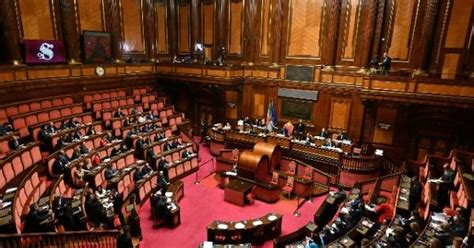 Ddl Carne Coltivata Via Libera Dal Senato Passa Alla Camera Gazzetta