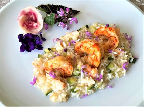 Ricetta Di Risotto Con Zucchine Gamberi E Fiori Di Ortica Alberto