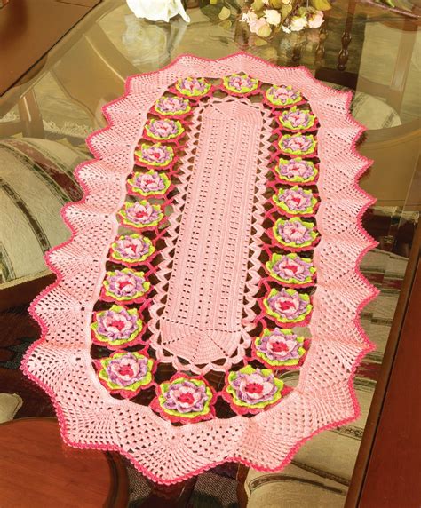 Crochet and arts: beautiful Table Runner