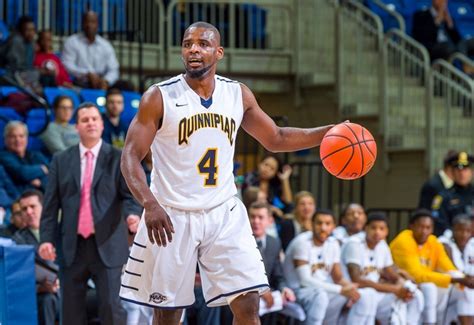 The Rebound Quinnipiac Mens Basketball Survives Comeback At Hartford