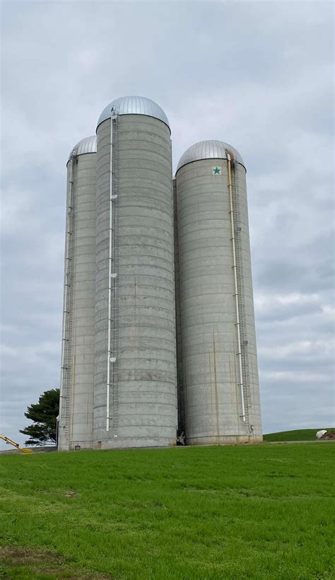 Maximizing Efficiency and Storage: The Farm Silo Solution | Farmvina