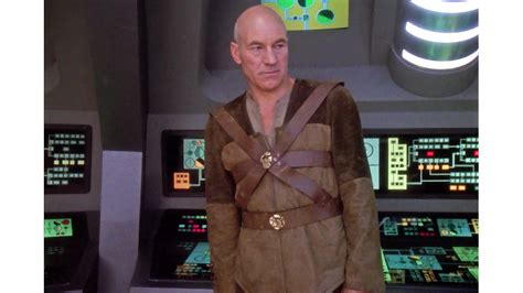 'Star Trek' Captain's Couture: Picard's 15 Most Memorable TNG Outfits ...