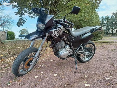 YAMAHA Yamaha 600 Xt Xte Supermotard Occasion Le Parking