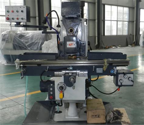 Universal Knee Type L Milling Machine X6132