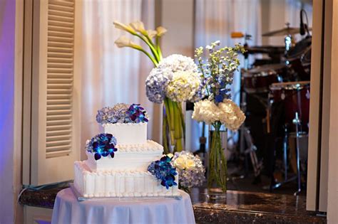 Grand Bay Club Wedding The Majestic Vision Wedding Cake Hydrangea