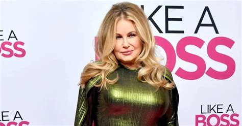 Jennifer Coolidge Net Worth Age Career Sources Of Income