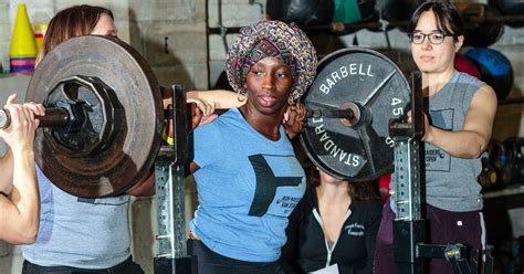 Women Powerlifting Competition Crossfit Photos 2017