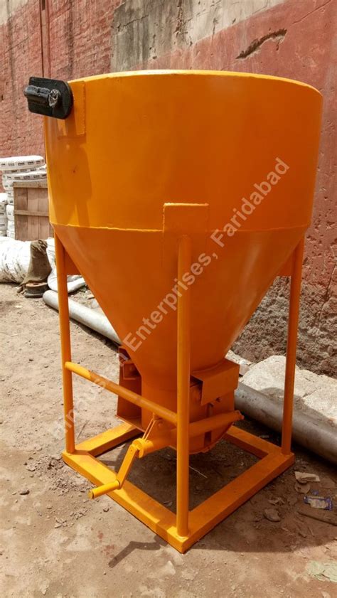 Center Discharge Cone Type Concrete Bucket Capacity 0 5 M3 Cu M For