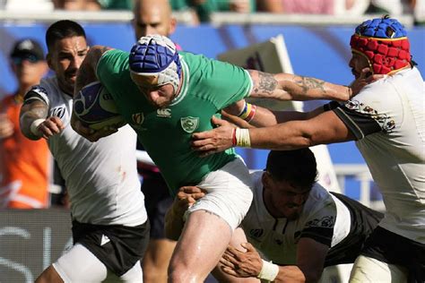 Irlanda y Gales ven de otra manera sus fáciles segundos partidos en la