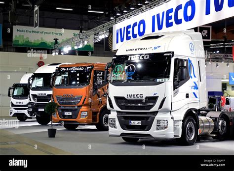 Iveco Stralis Fotograf As E Im Genes De Alta Resoluci N Alamy