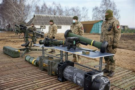 Ukraine Stinger MANPADS, M141 BDM (SMAW-D), NLAW Javelin ATGM ...