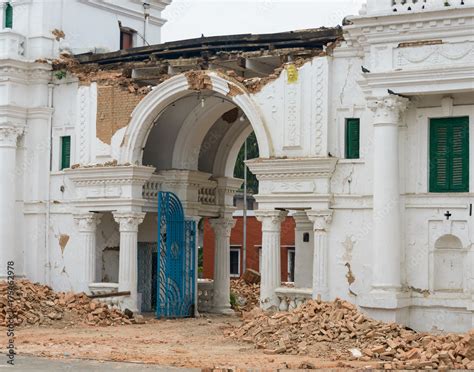 Aftermath of Nepal earthquake 2015 in Kathmandu Stock Photo | Adobe Stock