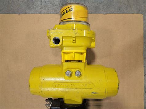 Flow Tek Cf M Pc Full Port Ball Valve W Hytork Actuator