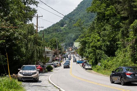 Vacation Guide To Chimney Rock North Carolina This Here Town