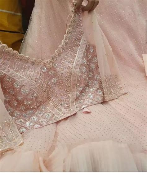 Pin By Charmy Shah On New Saree Blouse Designs Fancy Blouse Designs