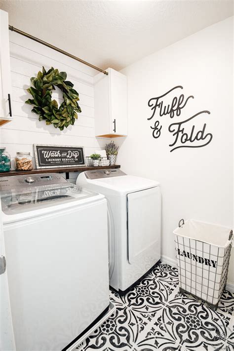 60 Best Farmhouse Laundry Room Decor Ideas And Designs For 2021